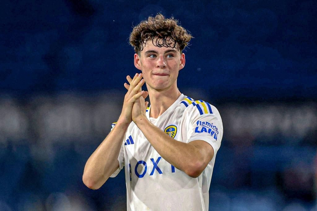 Lees-United-midfielder-Archie-Gray