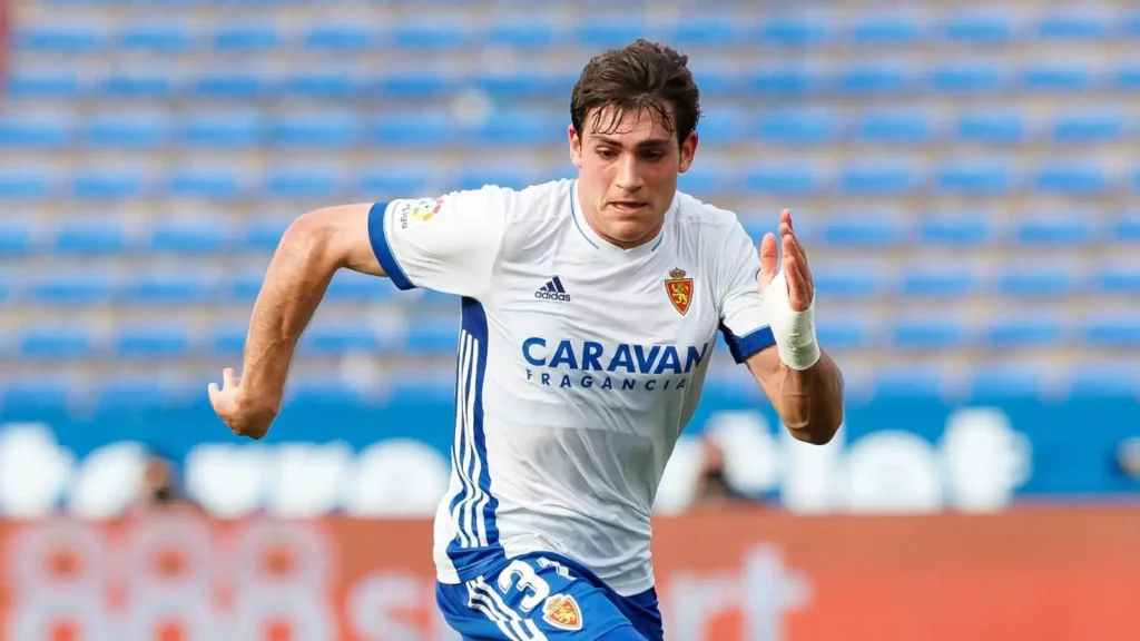 ÚLTIMA HORA: Iván Azón buscará salir del Zaragoza en enero