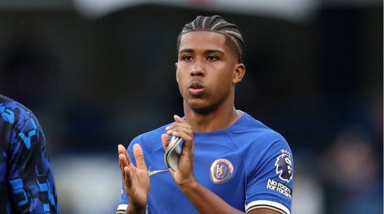 andrey-santos-chelsea-2023-2024-1704833227-125920