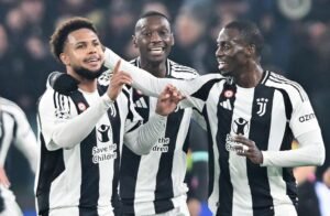 Weston-McKennie-Randal-Kolo-Muani-Juventus-PSV-1024x668