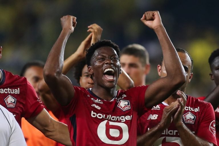 fenerbahce-v-lille-fc-uefa-champions-league-third-qualifying-round-second-leg-1024x683