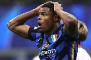 Denzel-Dumfries-Inter-Milan-3