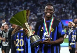 Yann-Bisseck-Inter-Milan
