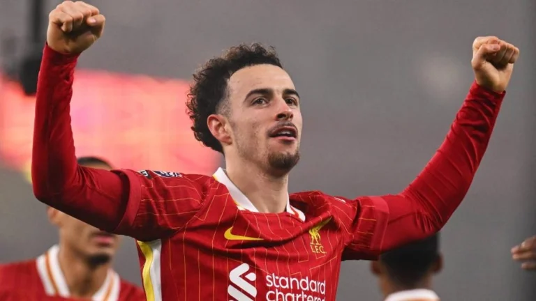 curtis-jones-liverpool-fc-271224_1b097eadf50eef53f814b89cd382fbd9