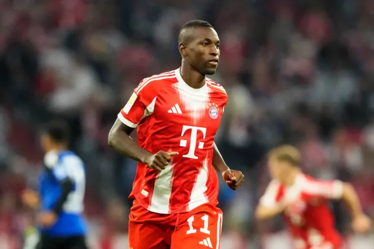 nicolas-jackson-bayern-munich-looks-1023089134_79c3ac