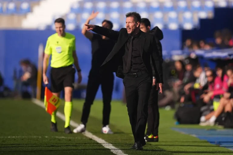 rayo-vallecano-de-madrid-v-atletico-de-madrid-laliga-ea-sports-1-1200x800.jpg