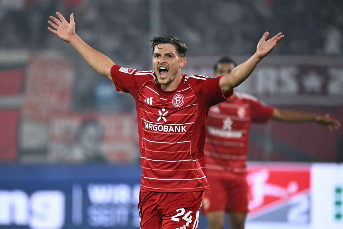 1. FC Heidenheim prüft Florent Muslija als möglichen Ersatz für Niklas Dorsch