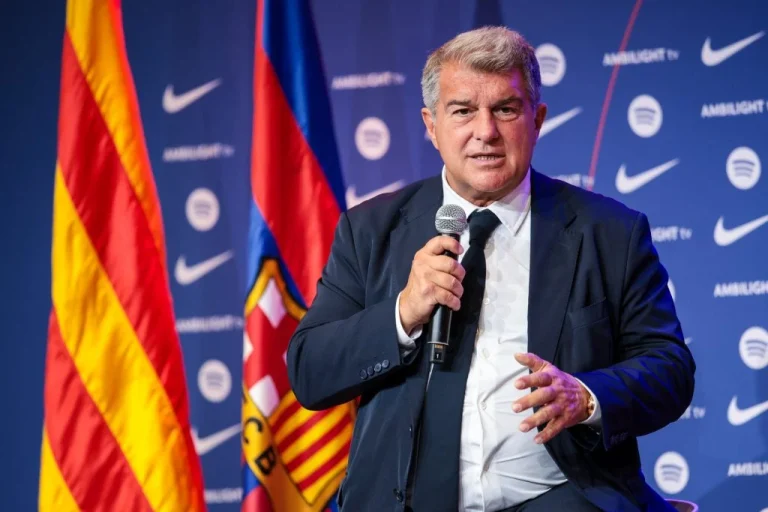fc-barcelona-unveil-new-head-coach-hansi-flick-1024x683