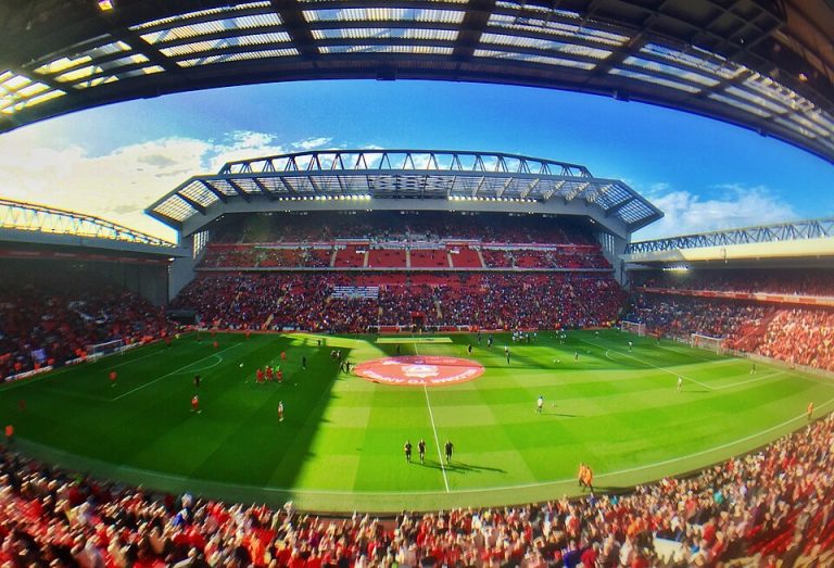 Panorama_of_Anfield_with_new_main_stand_(29676137824)